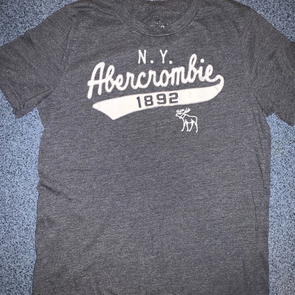 5 Boys Abercrombie & Fitch shirts. Large or 15/16 - Picture 5 of 6